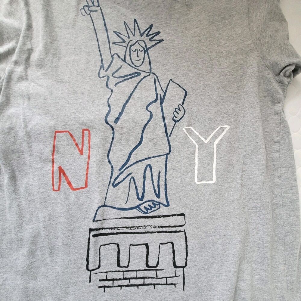 CLEARANCE!! 💥 UNIQLO UT USA OMIYAGE Short Sleeve Crewneck T-Shirt Grey Size S - Picture 7 of 11